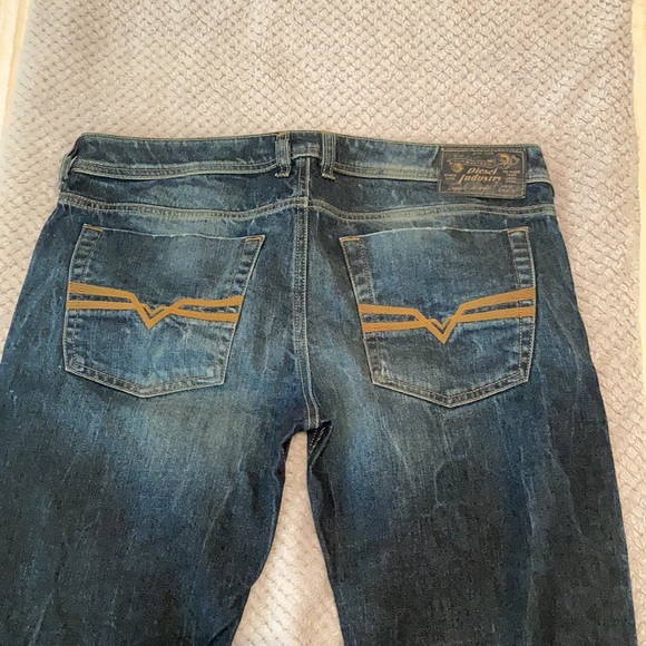 Diesel jeans Zatiny model.Size 34/34 & 36/34. - Picture 2 of 6